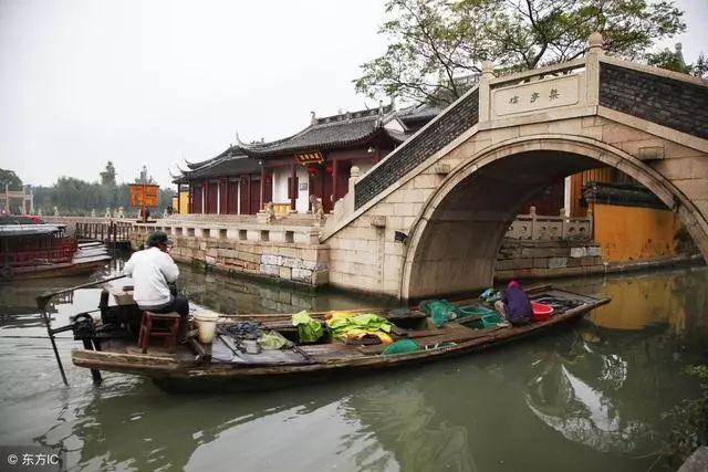 解答疑惑,智慧问答网站-什么快递可以寄烟?尽在眼前